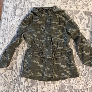 Universal Thread Olive Camouflage Hooded Jacket